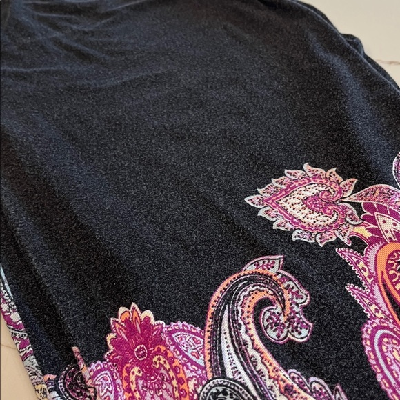 Soma pajamas, 4 pieces. 1!Long sleeve & 1 sleeveless. Pants, pockets & elastic - Picture 14 of 15